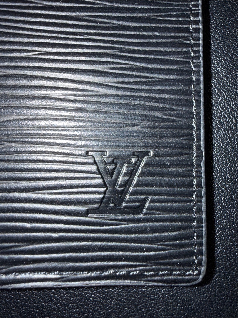Designer passport holder - new, never used. - Picture 3 of 5